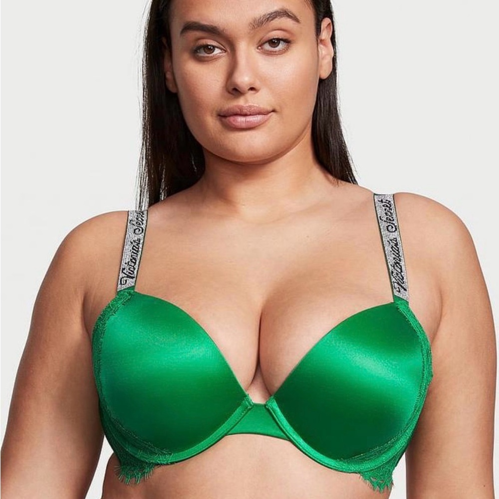 Victoria's Secret Emerald Green Satin Plunge Bra